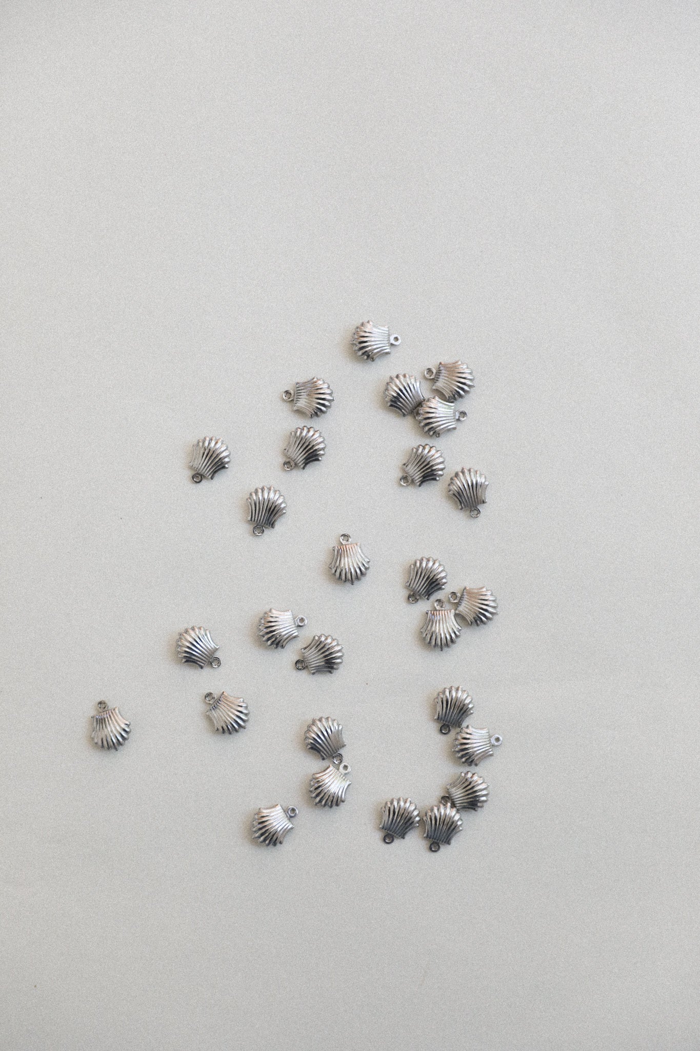 Breloque - Petit coquillage argent